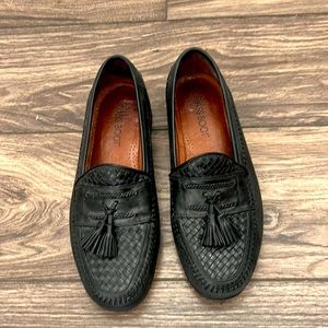 Authentic black Brass Boot dress loafers mens size 9.